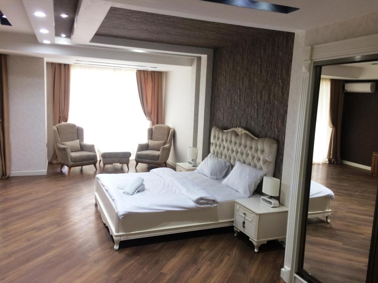 Park Azure Apartment Deluxe 2 Bedroom Baku Exterior photo